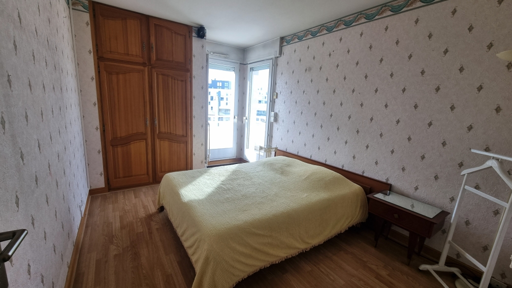 Appartement 6 pièces, Secteur Noailles